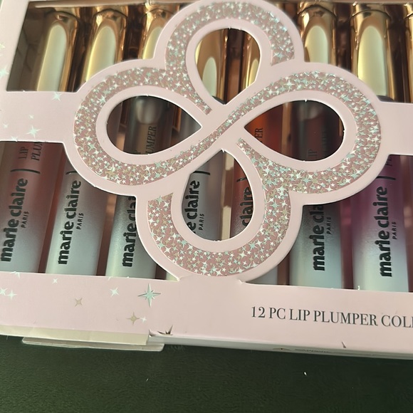 Marie Claire Paris Plump & Pout 12 Piece Lip Plumper Collection. - Picture 3 of 4